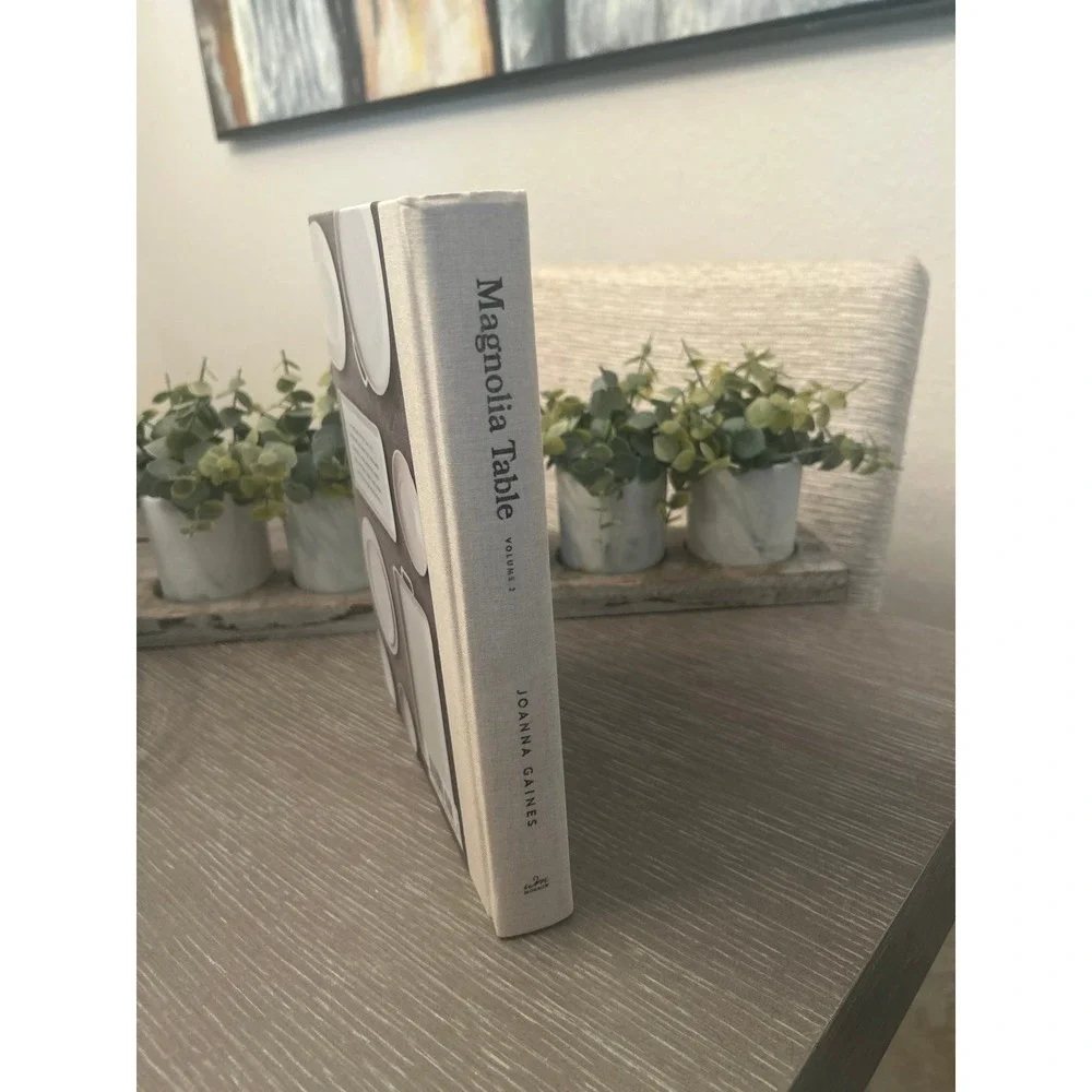 Magnolia‎ Table, Volume 2 by Joanna Gaines